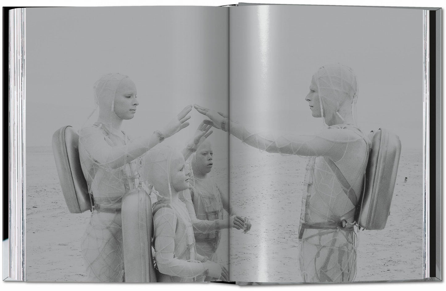 David Bowie. The Man Who Fell to Earth. 40th Ed. (German, French, English) Book