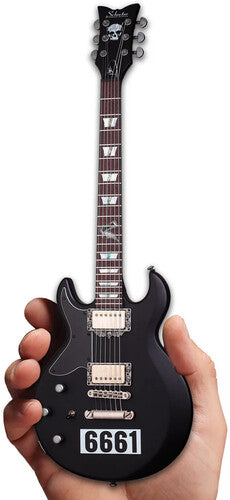 Axe Hvn Zv524 Zacky Vengeance Avg Svnfld Blk 6661 - Axe Hvn Zv524 Zacky Vengeance Avg Svnfld Blk 6661 - Collectibles