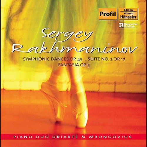 the album cover for Begoña Uriarte - Symphonic Dances