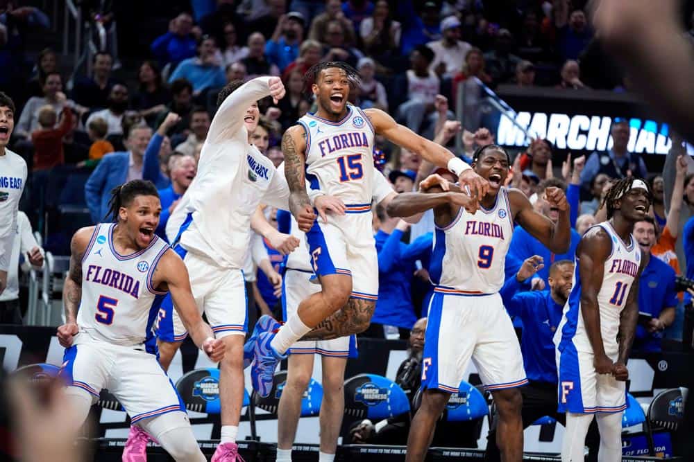 CHOMP-IONS! The Florida Gators' Rise to the Top of College Basketball Book
