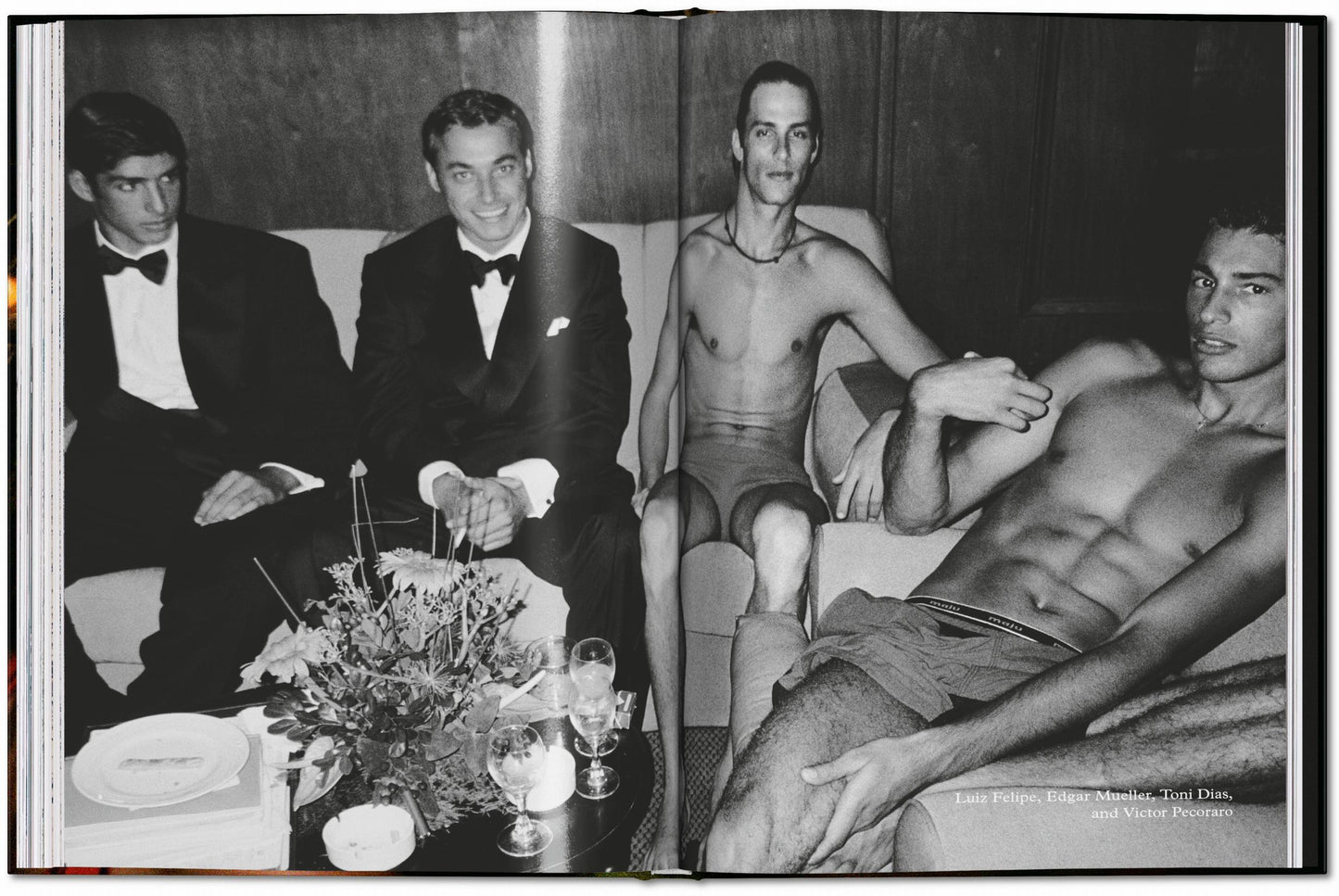 MaRIO DE JANEIRO Testino (English) Book