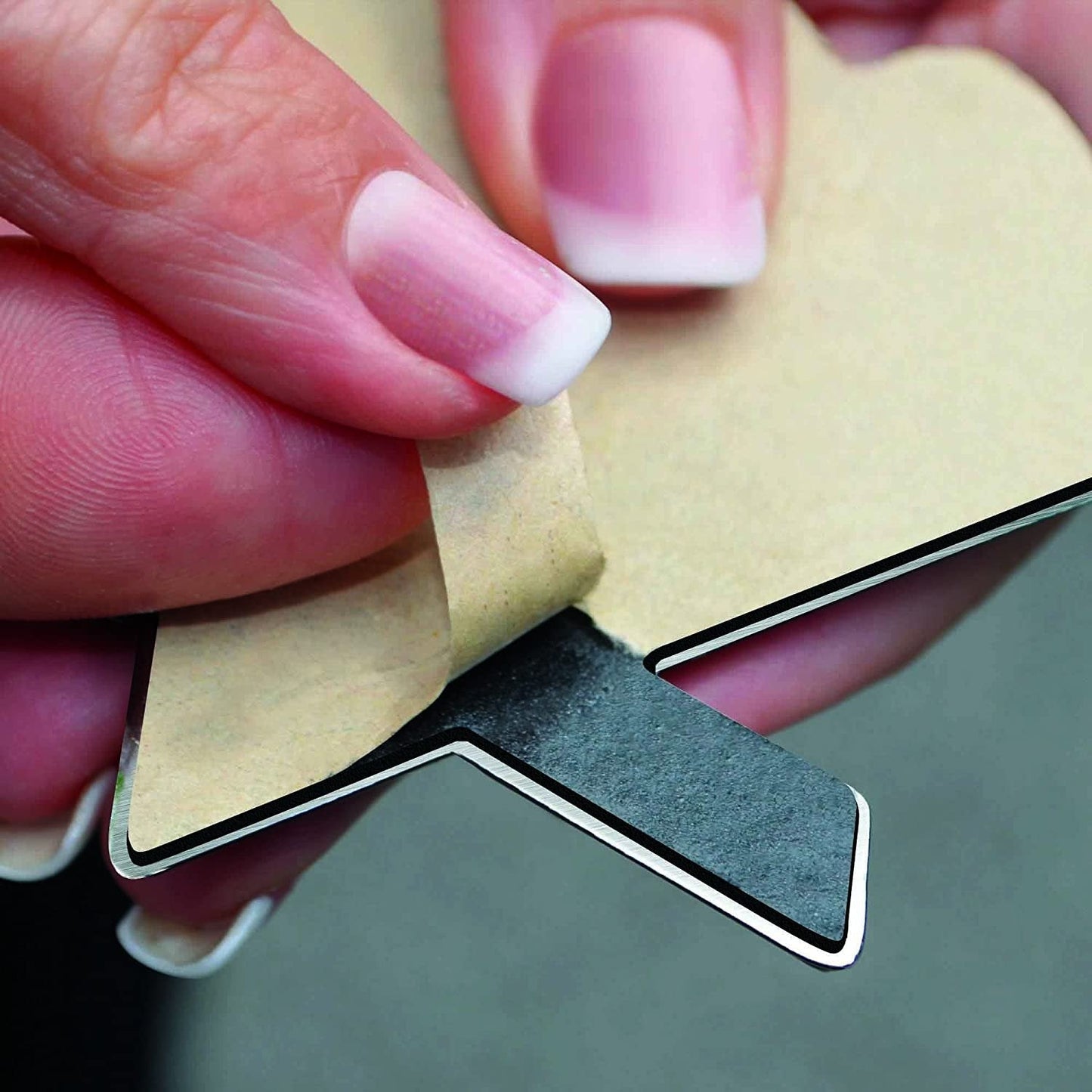 Nashville Predators Solid Metal Color Auto Emblem