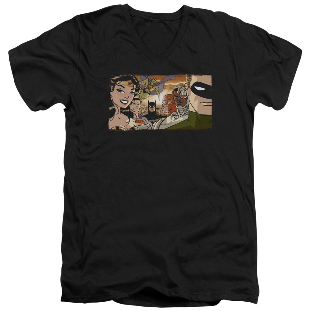 Justice League Cinematic League Mens Slim Fit V-Neck T Shirt Black