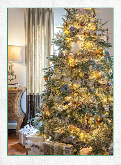 Christmas - 139 Seasonal Recipes & Decorating Ideas, Holiday Guide, Style Inspiration, Christmas Tree, Wreaths, Set The Table, Party Themes,  Slow Cooker, Desserts, Suppers, Pecan Favorites & More!