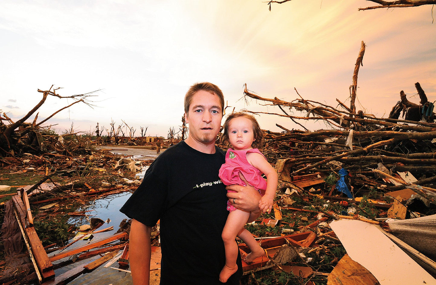 32 Minutes in May: The Joplin Tornado Book
