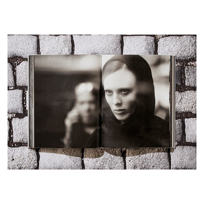 Peter Lindbergh. Dior (German, French, English) Book