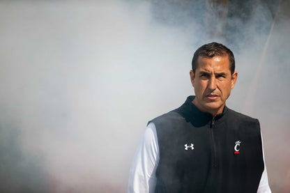 Breaking Down Barriers: How the Cincinnati Bearcats Crashed the College Football Playoff Party Book
