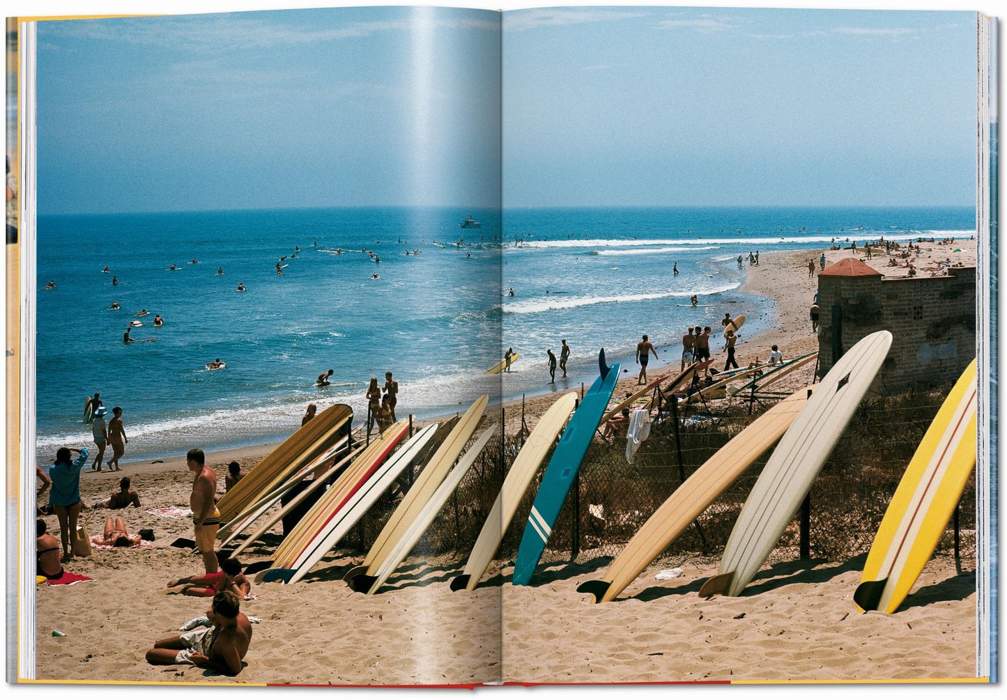 LeRoy Grannis. Surf Photography of the 1960s and 1970s (German, French, English) Book