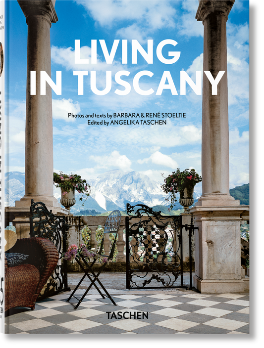 Living in Tuscany. 45th Ed. (German, French, English) Book