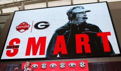 Dawgs Rising: How Kirby Smart Transformed Georgia into a Perennial Contender Book