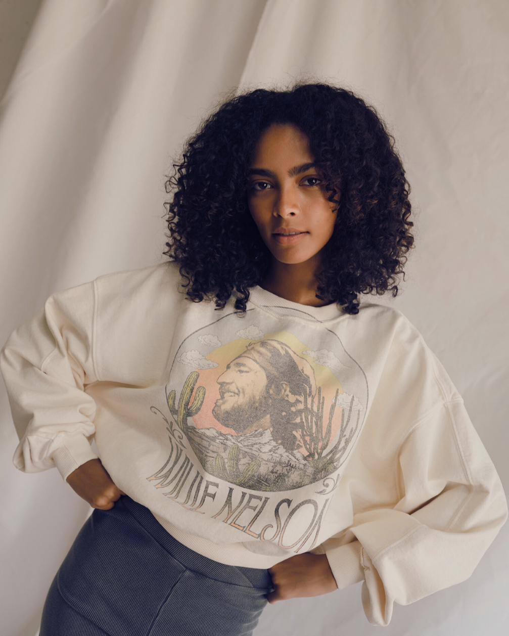 Willie Nelson Sunset Womens Sweatshirt White