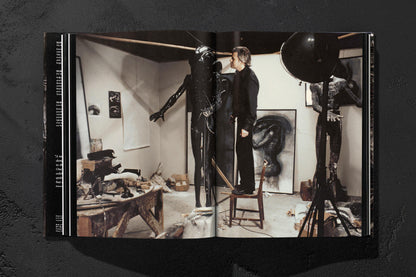 HR Giger (German, French, English) Book