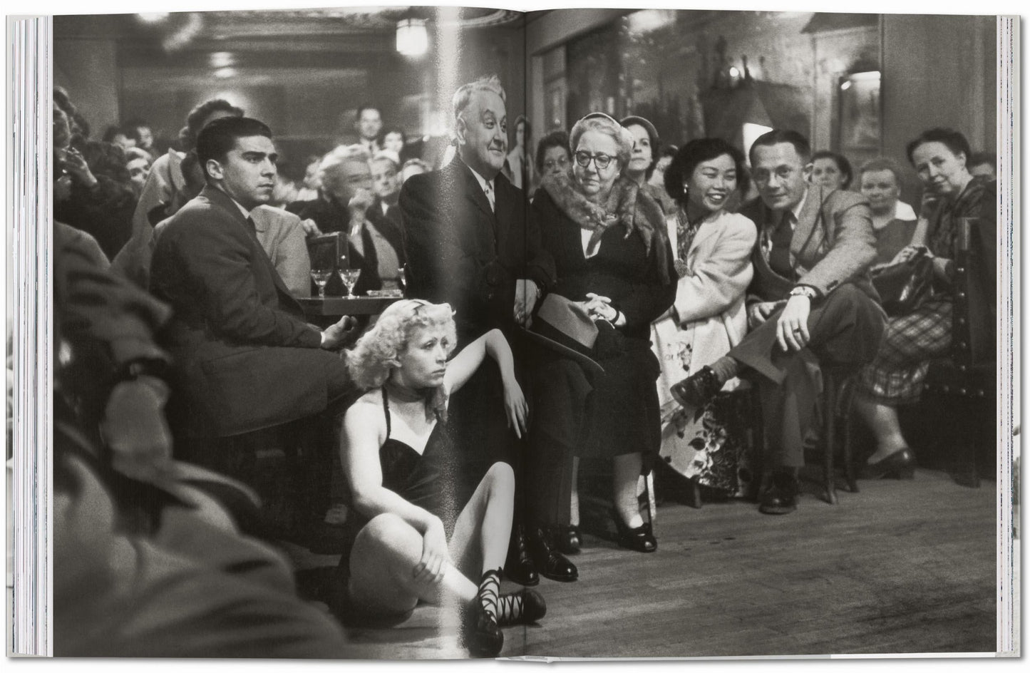 Robert Doisneau. Paris (German, French, English) Book