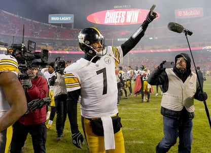 Quarterback of Steel: Ben Roethlisberger’s Remarkable 18-Year Career in Pittsburgh Book