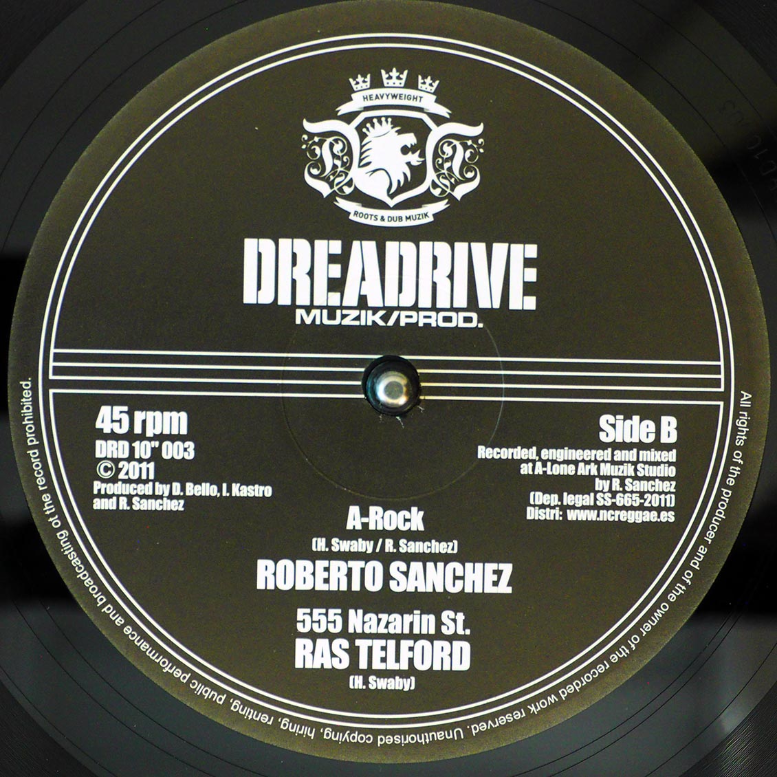 Roberto Sanchez - A Rock; Ras Telford - 555 Nazarin St  /  Roberto Sanchez - Fight Dem Down; Fight Version (rhythm: "Jacob Miller - False Rasta") 10" Vinyl Record