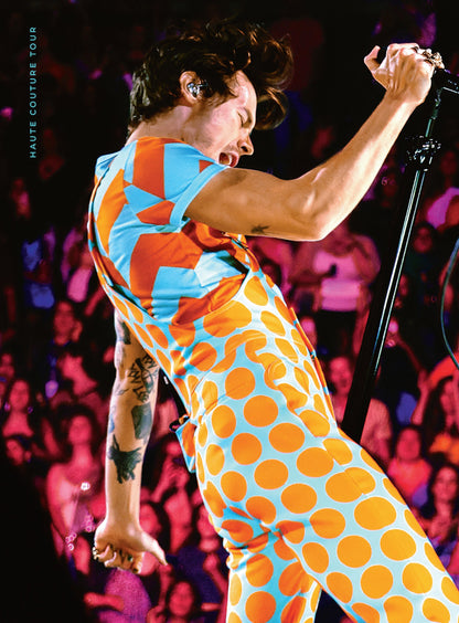 Harry Styles - Style Album: 150 Photos, Love On Tour Era, As It Was, One Direction, Jumpsuits, Nail Polish, Gender-Neutral, Vogue Cover, Gucci, Haute Couture, Mick Jagger & David Bowie Fashion Trends!