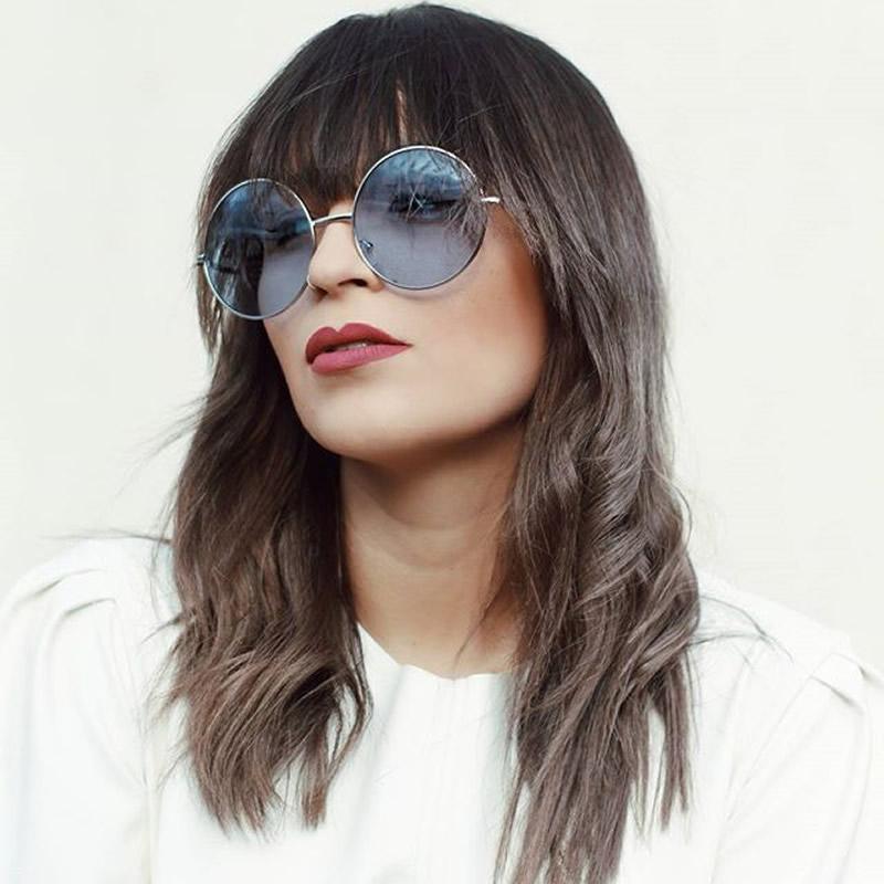 Retro Hippie Mid Sized Round Color Lens Sunglasses 9814
