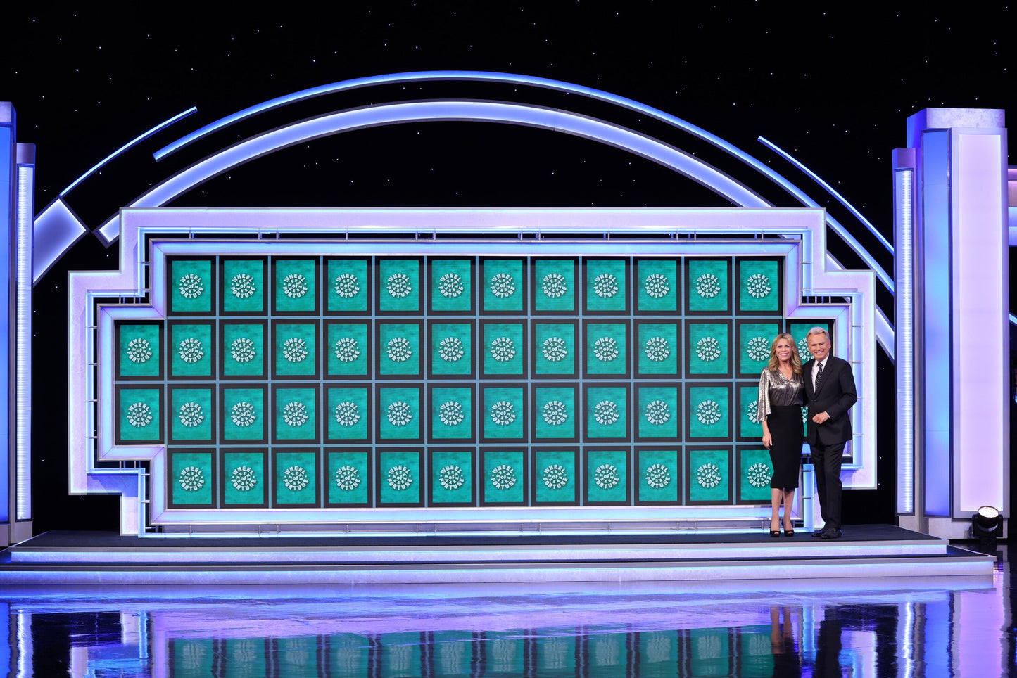 Pat Sajak's Retirement - Tribute Issue: Wheel Of Fortune, Biggest Wins, Craziest Moment, Vanna White Interview, Memories, Celebrity Guests, 50-Year History, Playable Puzzles, Pat's Final Show & More!