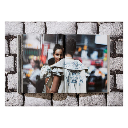 Peter Lindbergh. Dior (German, French, English) Book