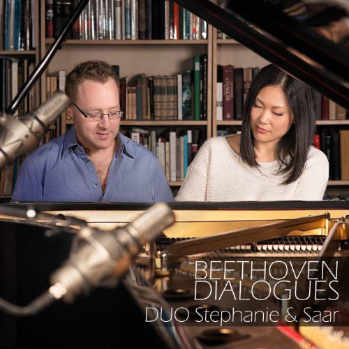 the album cover for DUO Stephanie and Saar - Dialogues