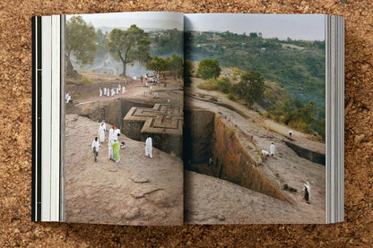 Bjarne Mastenbroek. Dig it! Building Bound to the Ground (English) Book