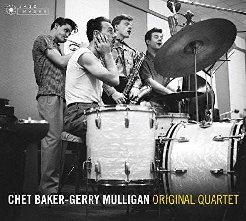 the album cover for Chet Baker - For Lovers [Deluxe] [Remastered] [Digipak] (Spa)
