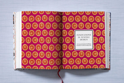 The Book of Printed Fabrics. From the 16th century until today (German, French, English) Book