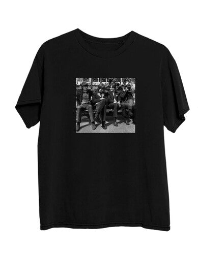 Beatles B&w Revolver Photo Black Unisex Ss Tee 2xl - Beatles B&w Revolver Photo Black Unisex Ss Tee 2xl - Apparel