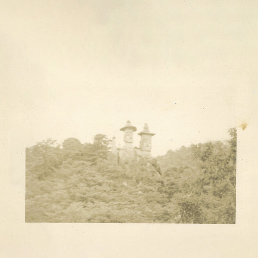 the album cover for Arnold Mars - Lost Island