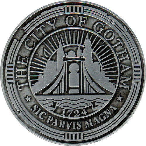 Dc The Batman Ltd Ed City Of Gotham Medallion - Dc The Batman Ltd Ed City Of Gotham Medallion - Collectibles
