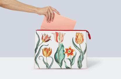 TASCHEN Pouch. Garden at Eichstätt Book