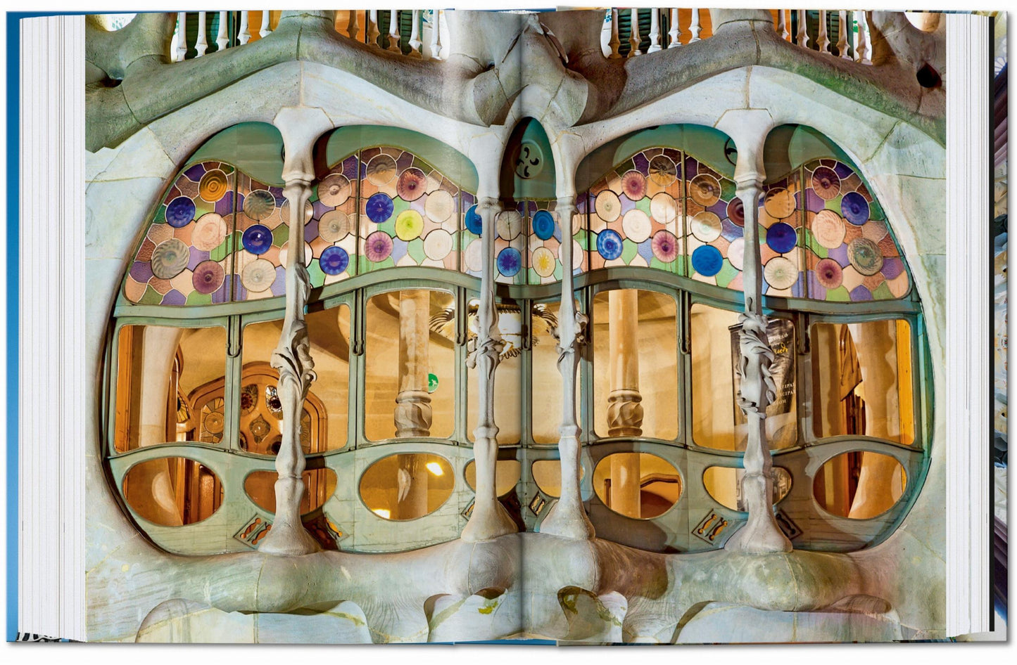 Gaudí. The Complete Works. 45th Ed. (English) Book