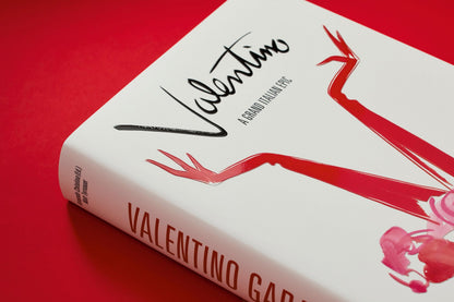 Valentino. A Grand Italian Epic (English) Book