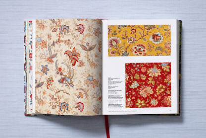 The Book of Printed Fabrics. From the 16th century until today (German, French, English) Book