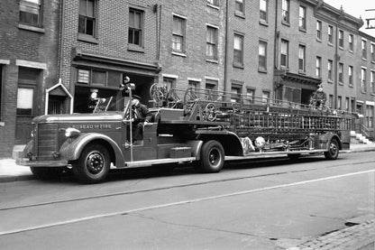From Horses to Horsepower: A History of Philadelphia's Fire Apparatus 1871 to 2017 Book