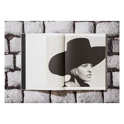 Peter Lindbergh. Dior (German, French, English) Book