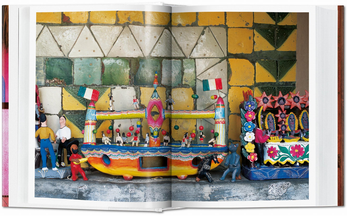 Living in Mexico. 45th Ed. (German, French, English) Book