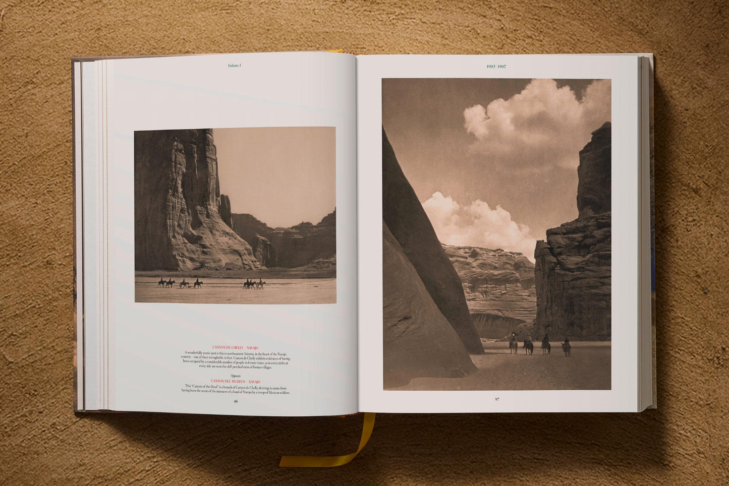 Edward S. Curtis. The North American Indian. The Complete Portfolios (German, French, English) Book