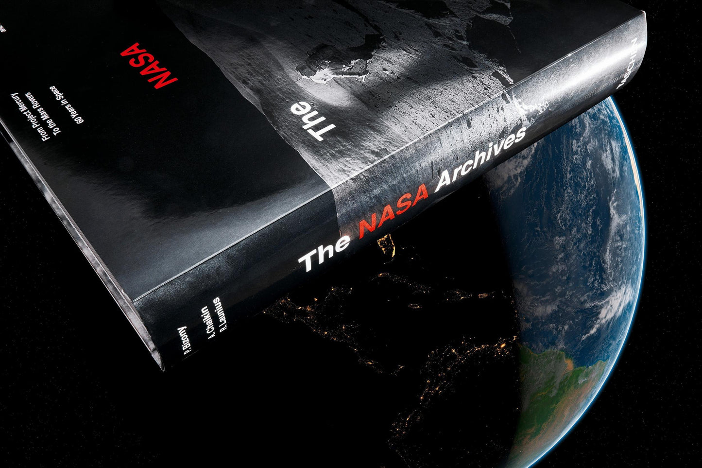 The NASA Archives. 60 Years in Space (English) Book