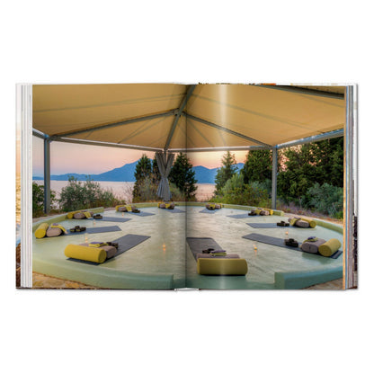 Great Escapes Yoga. The Retreat Book (German, French, English) Book