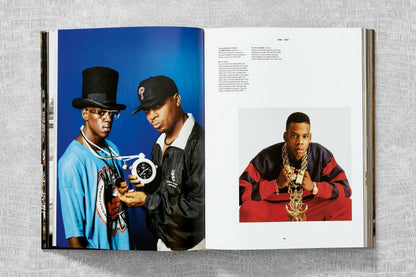 Ice Cold. A Hip-Hop Jewelry History (German, French, English) Book