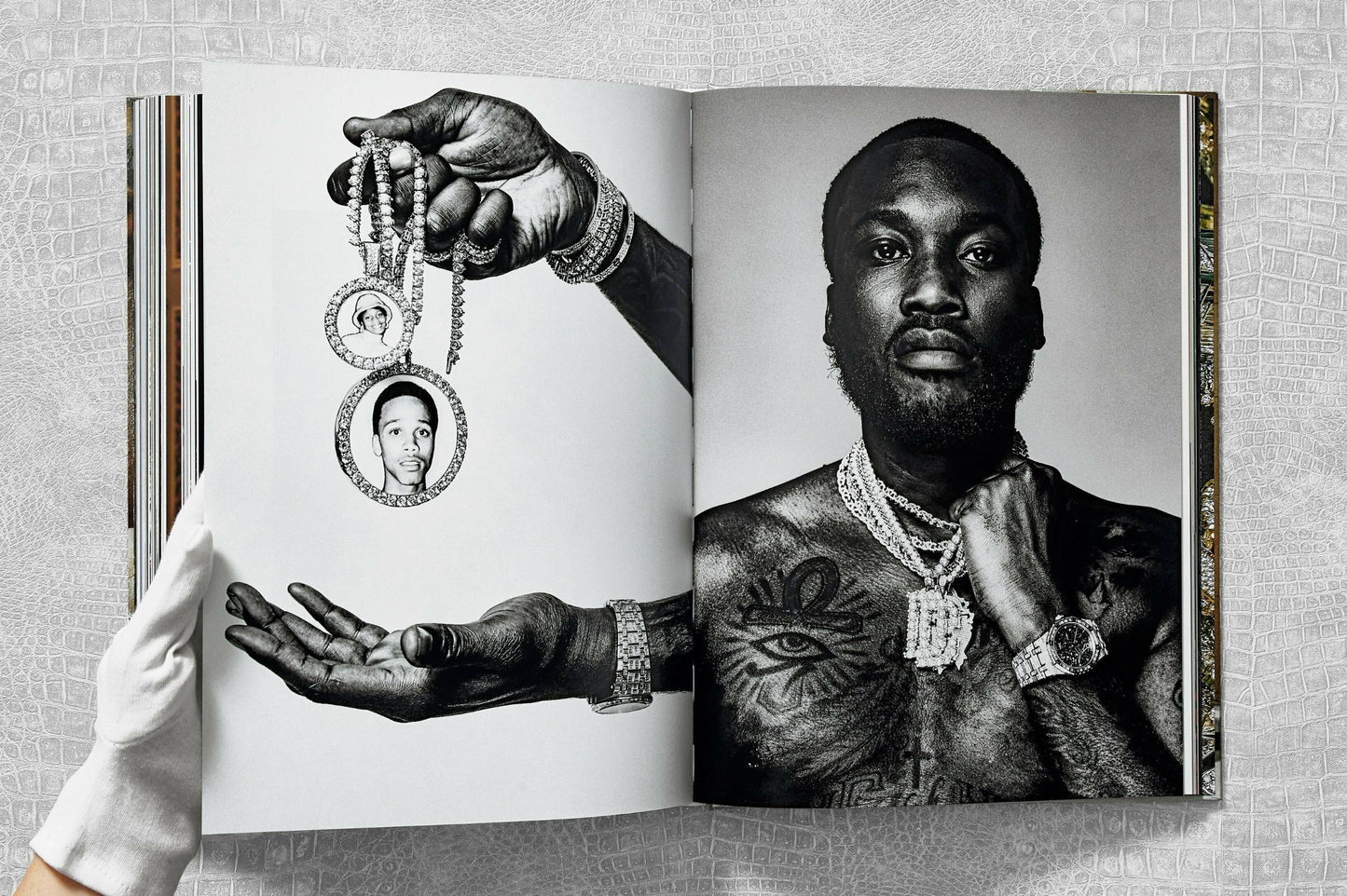 Ice Cold. A Hip-Hop Jewelry History (German, French, English) Book