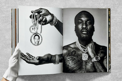 Ice Cold. A Hip-Hop Jewelry History (German, French, English) Book