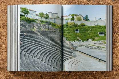 Bjarne Mastenbroek. Dig it! Building Bound to the Ground (English) Book