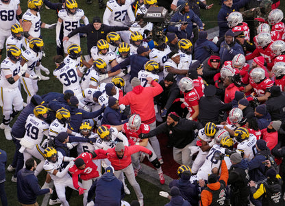 Scarlet Reign: Inside The Ohio State Buckeyes’ Fight to Claim College Football’s Crown Book