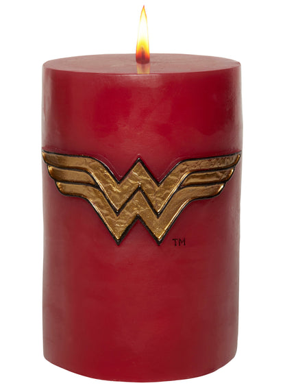 DC Comics: Wonder Woman Sculpted Insignia Candle