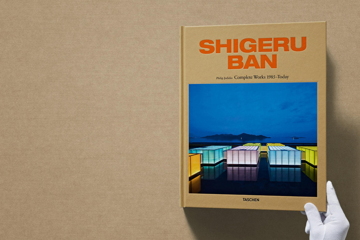 Shigeru Ban. Complete Works 1985–Today (German, French, English) Book