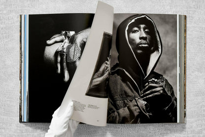 Ice Cold. A Hip-Hop Jewelry History (German, French, English) Book