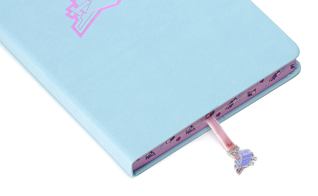 Minecraft: Axolotl Softcover Journal