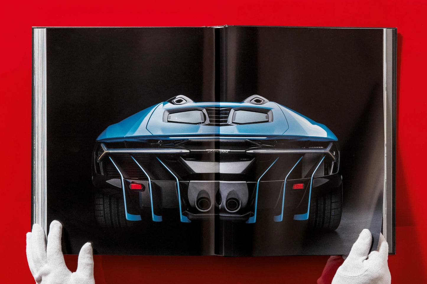 Ultimate Collector Cars (English) Book